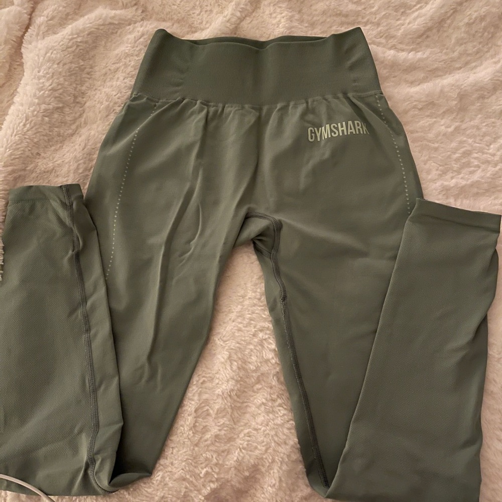 Lightweight seamless
